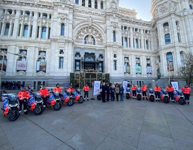 BMW entrega más de 90 scooters eléctricos a Agentes de Movilidad en Madrid
