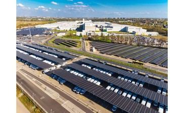 Stellantis impulsa energía solar en dos tercios de sus fábricas europeas